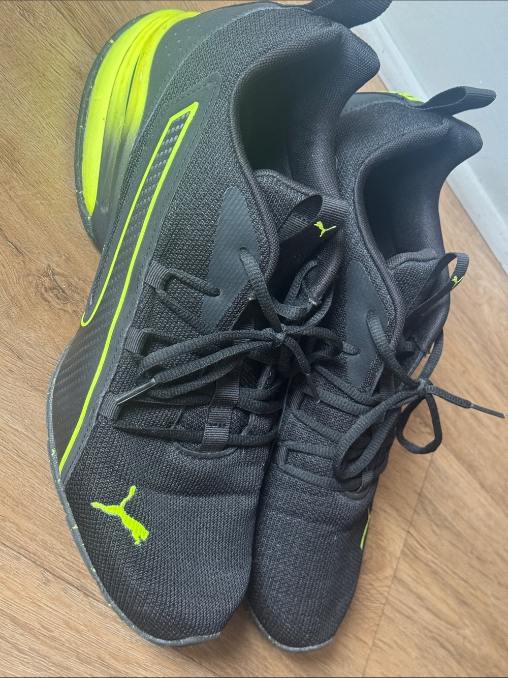 Puma Men's Black Axelion Athletic Shoes with Neon Yellow Highlights